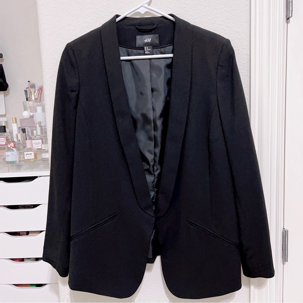 NWOT H&M Tuxedo Blazer
